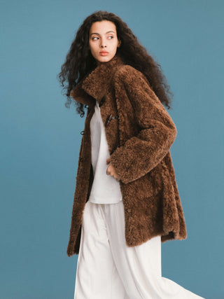 ONE BY CUBIC Hign Collar Furry Wool Coat