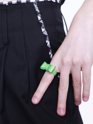 Shimmery Bow Tie Split Ring